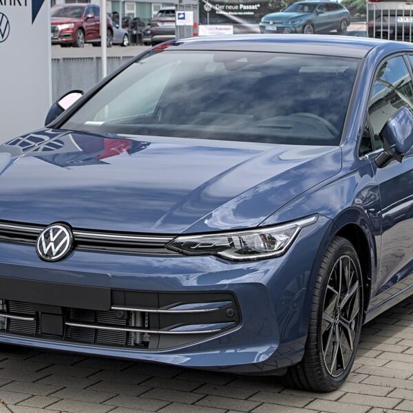 Volkswagen Golf — dane techniczne, wymiary, silniki, spalanie, pojemność, ceny, opinie