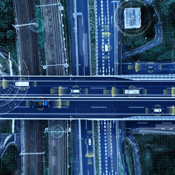 Systemy wspomagania kierowcy (ADAS) – które technologie warto mieć w nowoczesnym samochodzie?