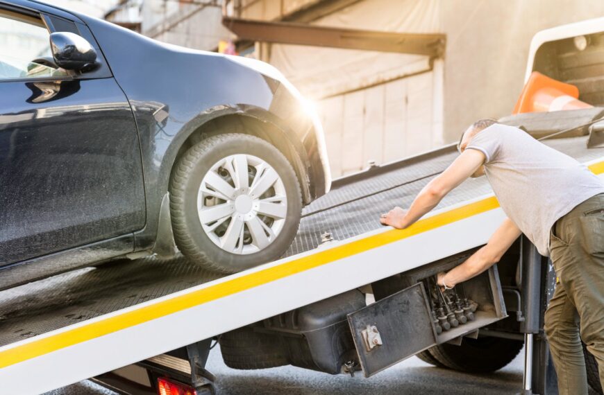 Diagnozowanie problemów z elektryką samochodową: najczęstsze usterki i jak je usunąć.